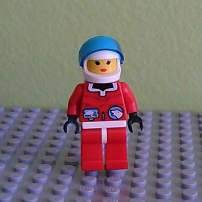 LEGO Minifigure-Arctic - Red, White Helmet-Town / Arctic-ARC001-Creative Brick Builders